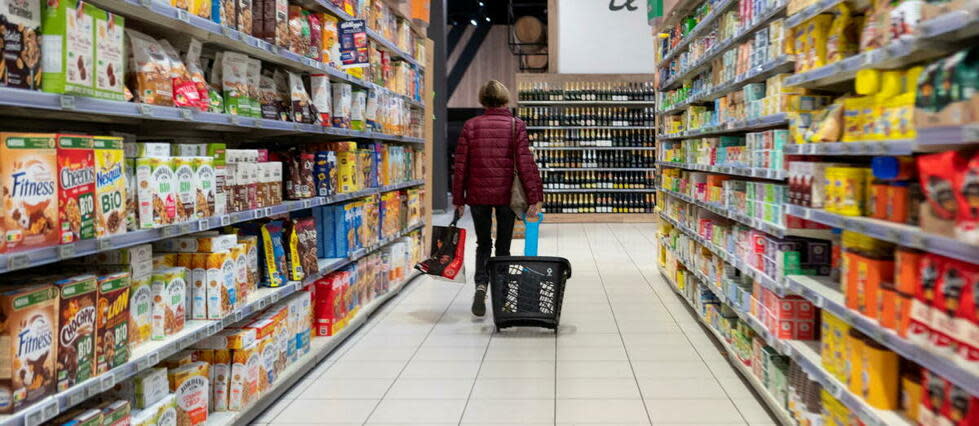 Des temps de courses sont adaptés aux personnes autistes dans de plus en plus de grandes surfaces.  - Credit:SERGE TENANI / Hans Lucas / Hans Lucas via AFP