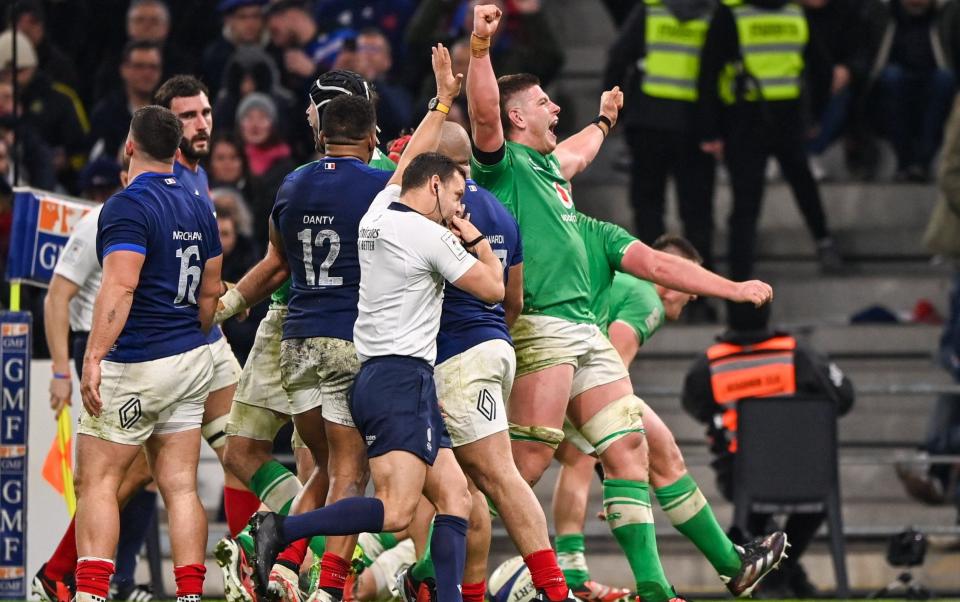 Ireland celebrate one of their second-half maul tries in Marseille