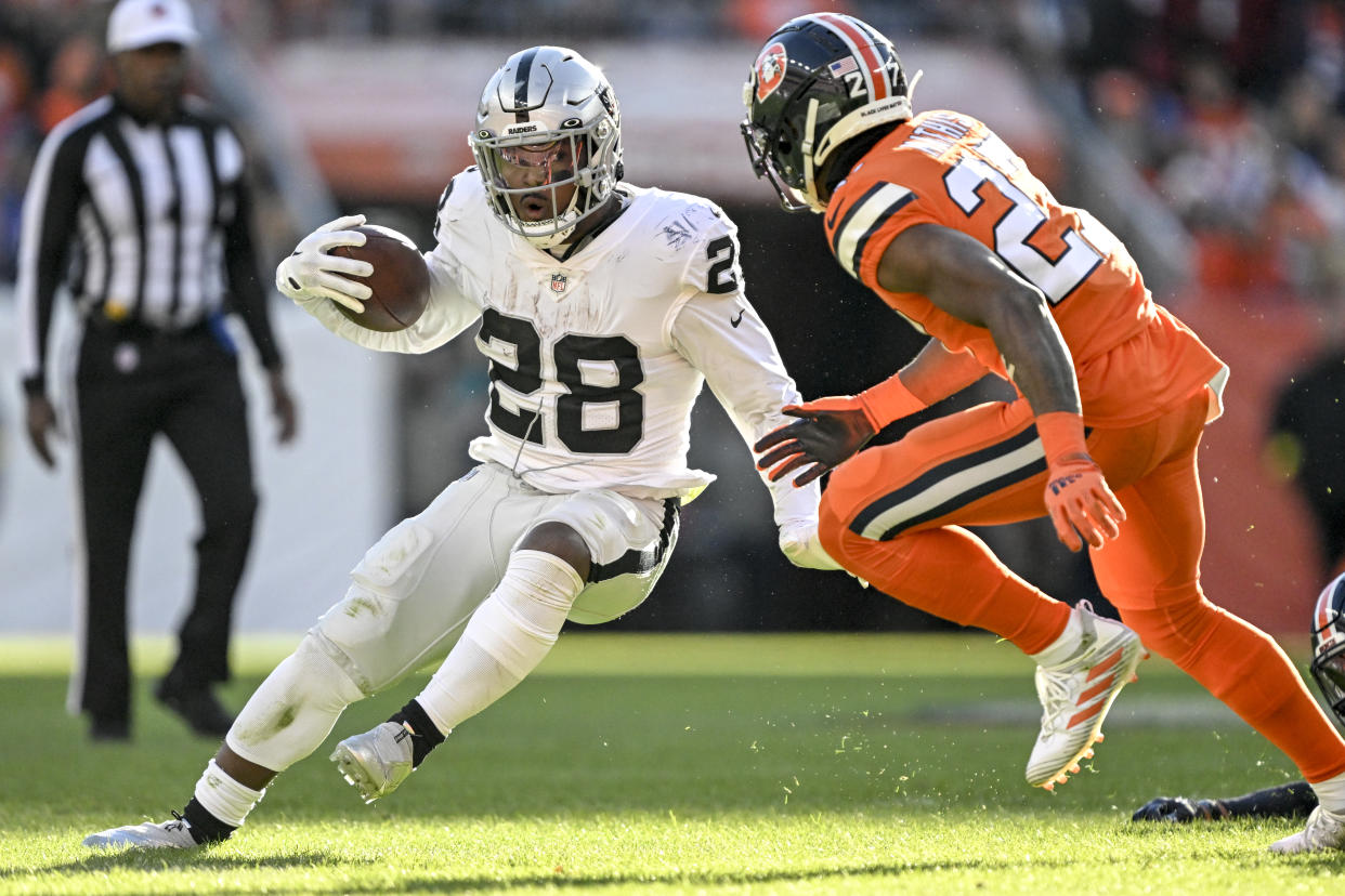 Will Raiders running back Josh Jacobs end up being the biggest draft steal of the 2022 fantasy season?