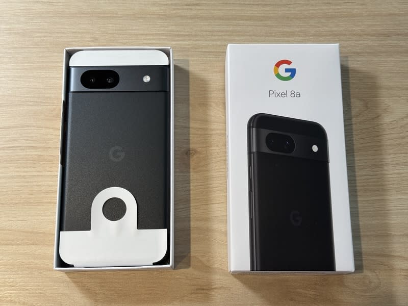 Pixel 8a採用環保包裝 Google平價人工智慧（AI）手機Pixel 8a日前在台灣開 賣，包裝減少塑料，採用更環保永續的設計。 中央社記者吳家豪攝  113年5月24日 