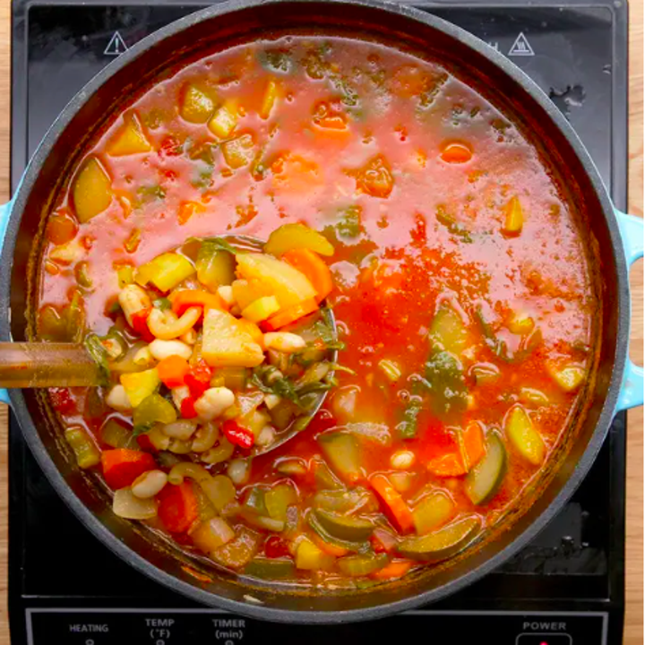 summer vegetable minestrone soup