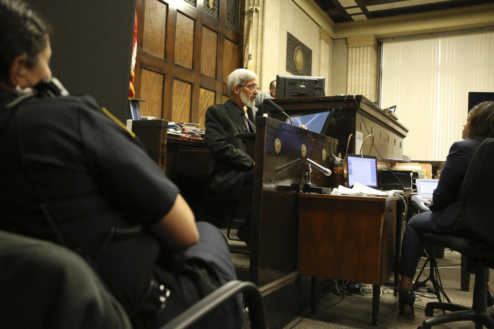 Dr. Laurence Miller, testifies on Tuesday, Oct. 2, 2018, during Chicago Police Officer Jason Van Dyke's first degree murder trial for the shooting death of Laquan McDonald at the Leighton Criminal Court Building in Chicago. Miller testified as an expert in police psychology. (Antonio Perez/ Chicago Tribune via AP, Pool)