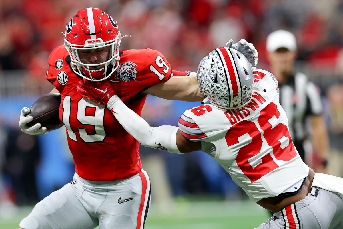 College football playoff highlights: Georgia hangs on to edge Ohio