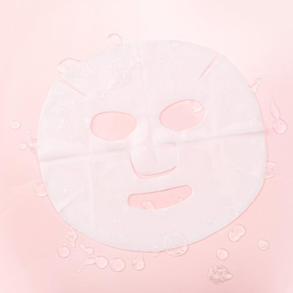 11) Spotlight Brightening Mask