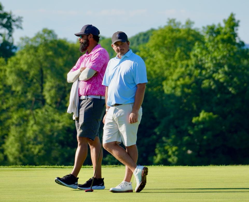 To minimize the pressure, Brad Tilley stuck with a familiar routine during the 100th Westchester Open, using his regular caddie, Chris McNeill, and walking all 54 holes at  Sleepy Hollow, which is his home club.