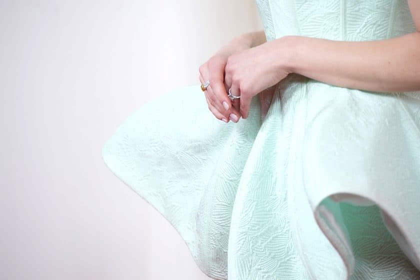 關於最佳女主角的禮服：Louis Vuitton 為了 Emma Stone 特別打造，藏了 2 個《可憐的東西》彩蛋！