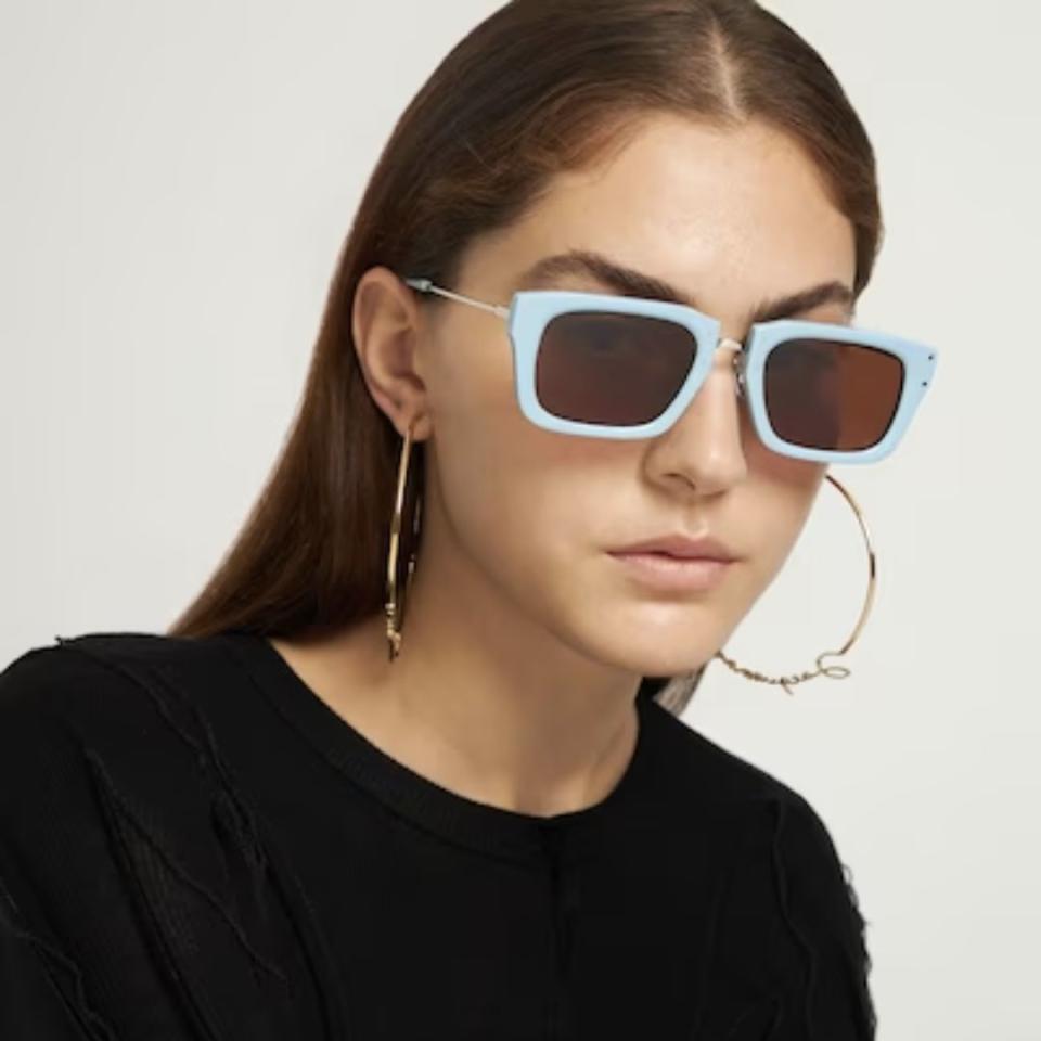 Jacquemus Les lunettes Soli sunglasses. (PHOTO: Luisaviaroma)