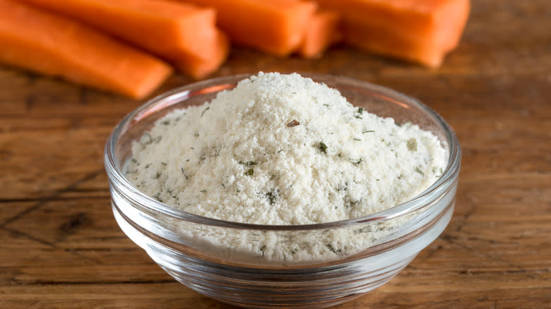 Ranch powder in glass dish