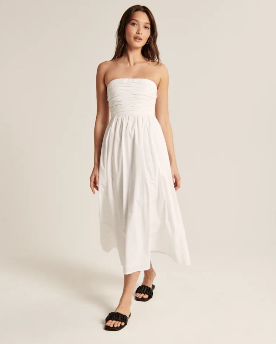 cute-sundresses-Abercrombie Poplin Strapless Midi Dress