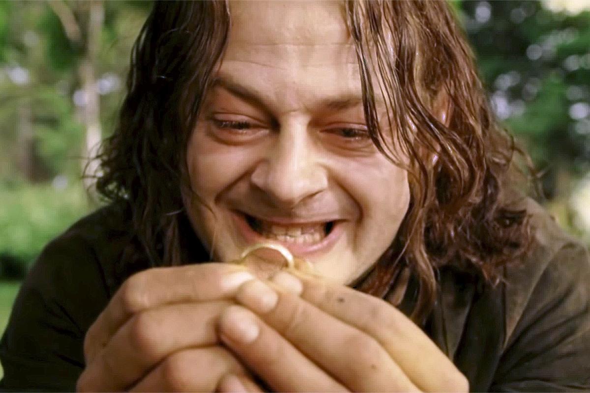 Gollum Actor Andy Serkis Reviews LOTR: Rings Of Power Season 1