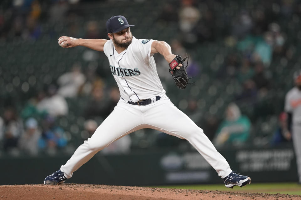 Seattle Mariners starting pitcher Kendall Graveman throws against the Baltimore Orioles during the seventh inning of a baseball game, Tuesday, May 4, 2021, in Seattle. (AP Photo/Ted S. Warren)