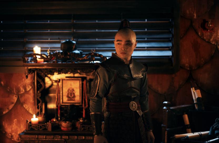 Dallas Liu as Prince Zuko en Avatar: The Last Airbender (Crédito: Netflix)