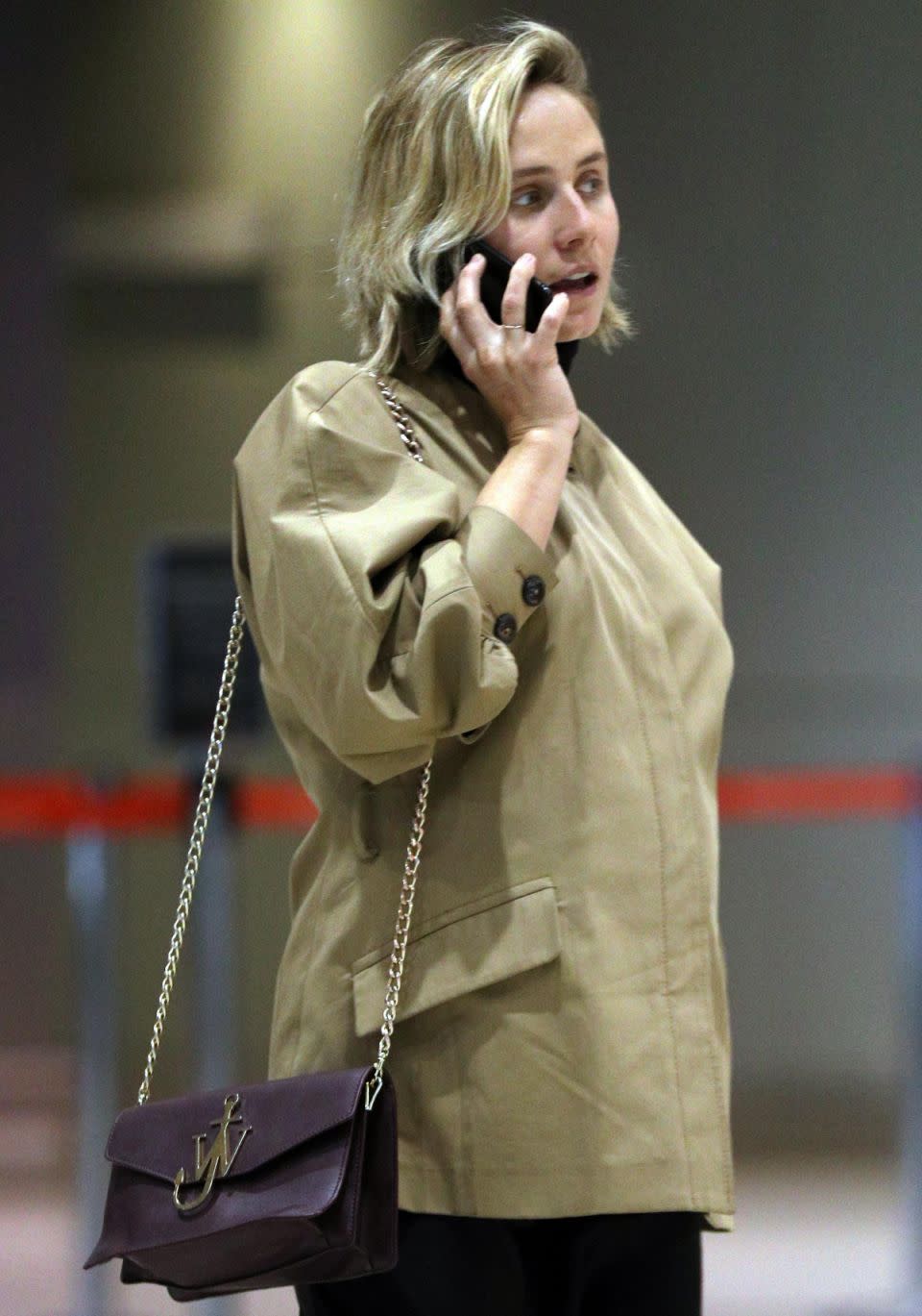 She kept to herself as she made her way through Sydney airport. Source: MEGA