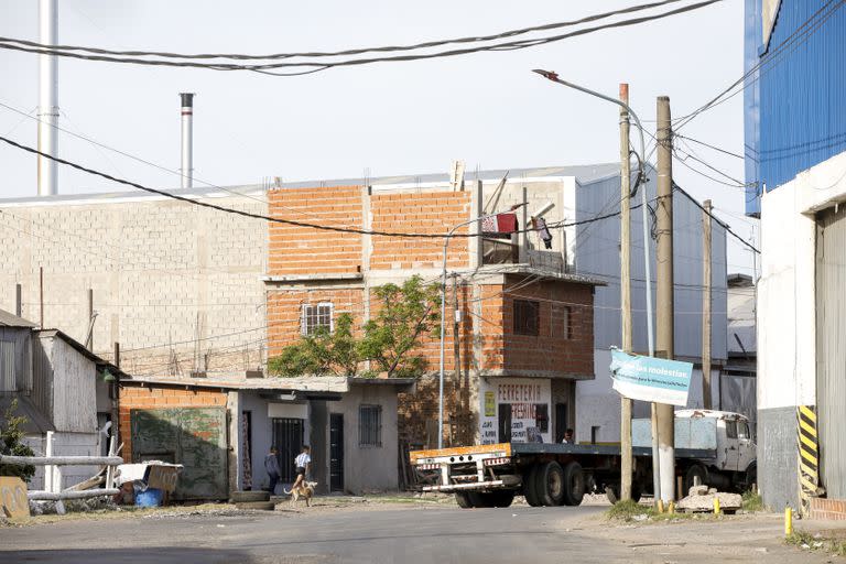 Mapar y el resto de las graseras se encuentran en las inmediaciones de las viviendas del barrio
