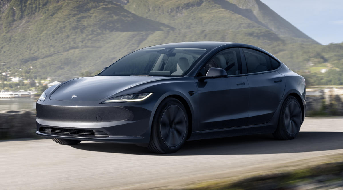 Tesla (finally) releases updated Model 3 for North American buyers