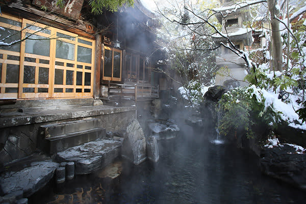 日本國家登錄有形文化財產的離屋 (圖片來源／湯田中温泉)