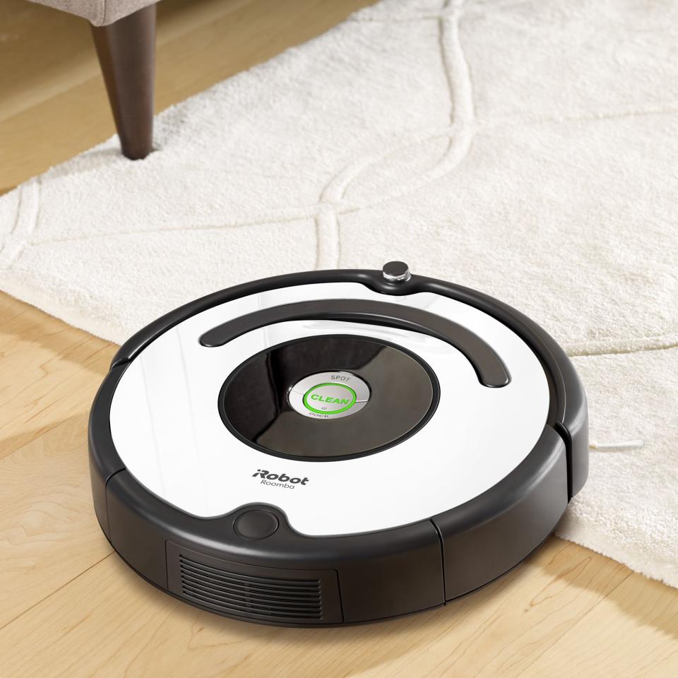 iRobot Roomba 670 Vacuum