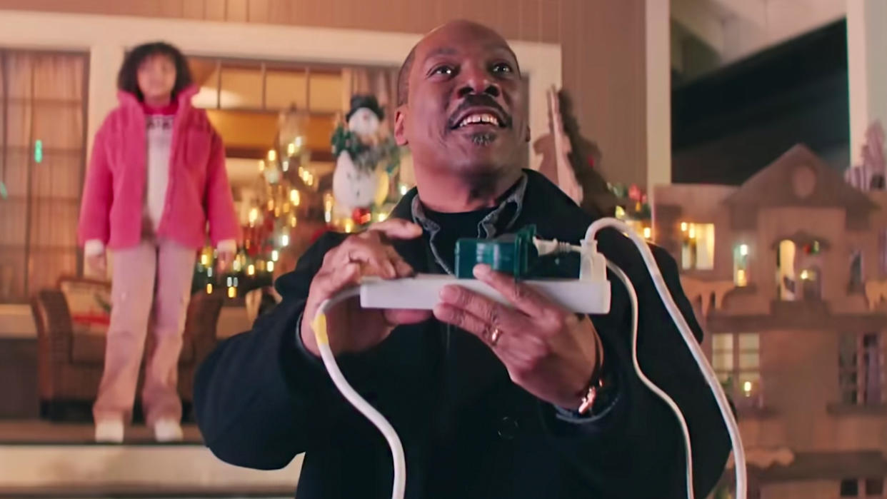  Eddie Murphy stars as Chris Carver in Candy Cane Lane. 