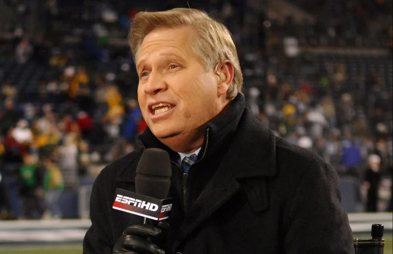 Chris Mortensen of ESPN at the Monday Night Football game between the Green Bay Packers and Seattle Seahawks at Qwest Field in Seattle, Washington, on Nov. 27, 2006. (Photo by Kirby Lee/NFLPhotoLibrary)