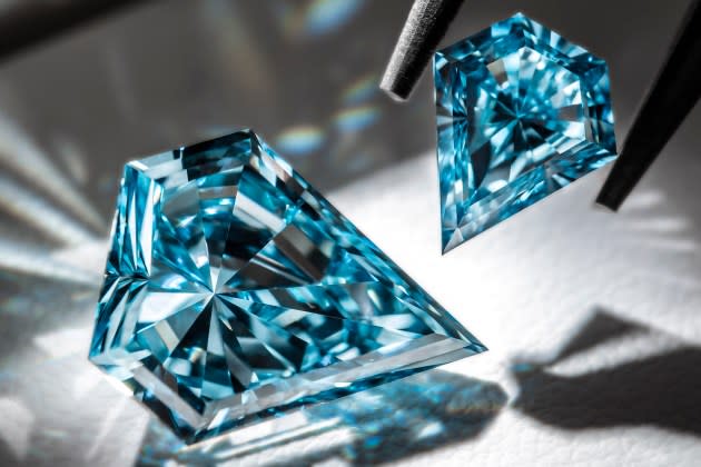 EXCLUSIVE: Fred Premieres High Jewelry Set Featuring Blue Lab