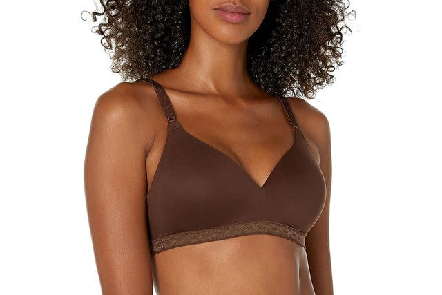 Soft wireless bra