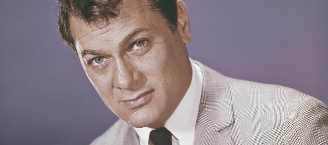 'Very specific in his wishes': Hollywood legend Tony Curtis cut his kids out of his will and $60M fortune when he died. Here's how to avoid messy inheritance disputes