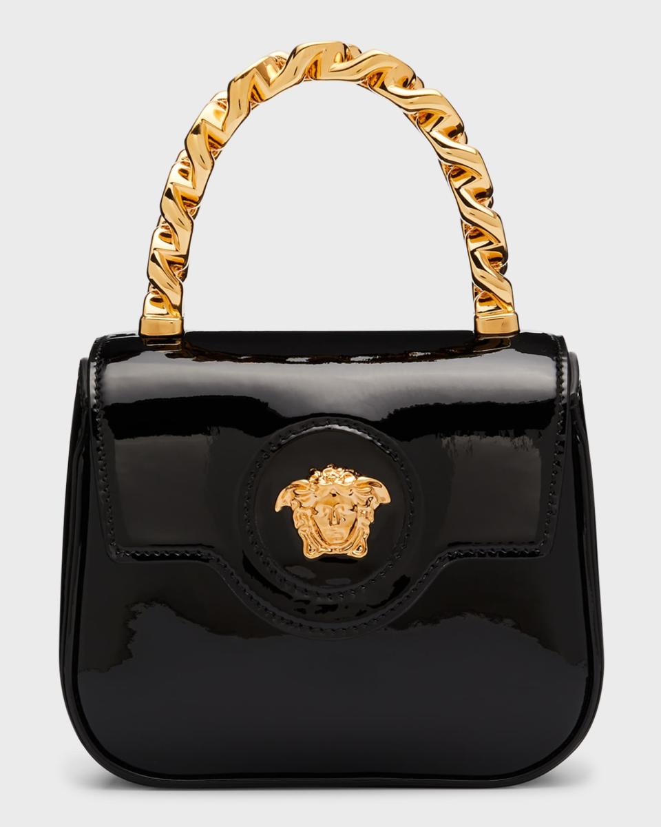 <p><a href="https://go.redirectingat.com?id=74968X1596630&url=https%3A%2F%2Fwww.neimanmarcus.com%2Fp%2Fversace-medusa-patent-chain-top-handle-crossbody-bag-prod250482947&sref=https%3A%2F%2Fwww.harpersbazaar.com%2Ffashion%2Ftrends%2Fg44860661%2Fbest-chain-bags%2F" rel="nofollow noopener" target="_blank" data-ylk="slk:Shop Now;elm:context_link;itc:0;sec:content-canvas" class="link ">Shop Now</a></p><p>Medusa Patent Chain Top-Handle Crossbody Bag</p><p>neimanmarcus.com</p><p>$1575.00</p><span class="copyright">neimanmarcus.com</span>