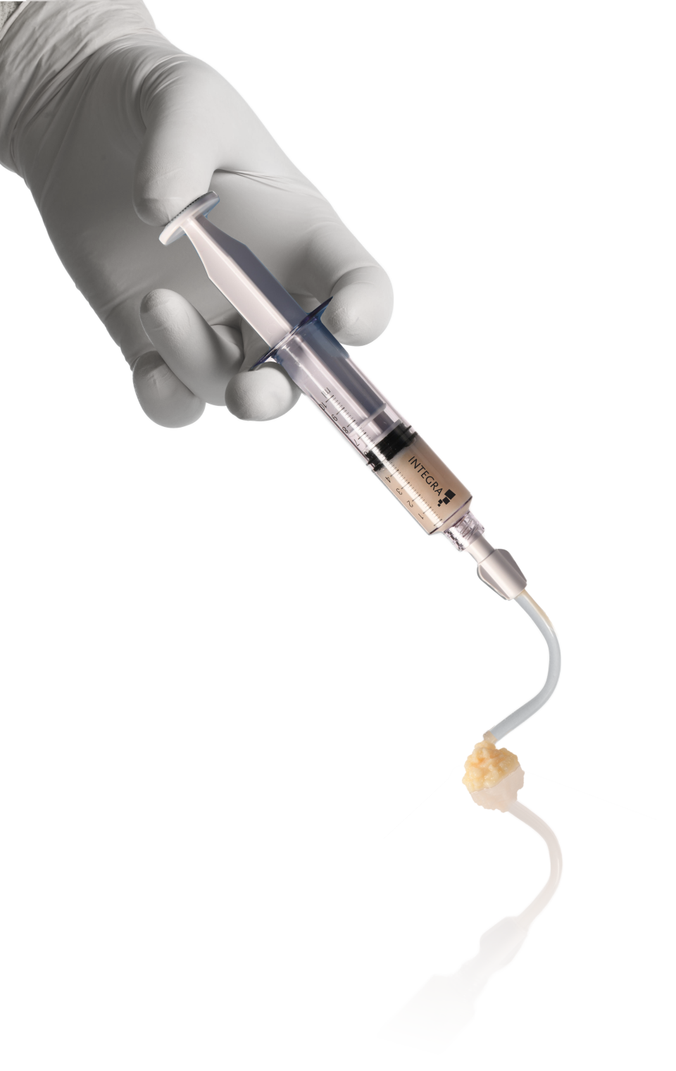 MicroMatrix®Flex is a dual-syringe system enabling the convenient mixing and precise delivery of MicroMatrix® paste.