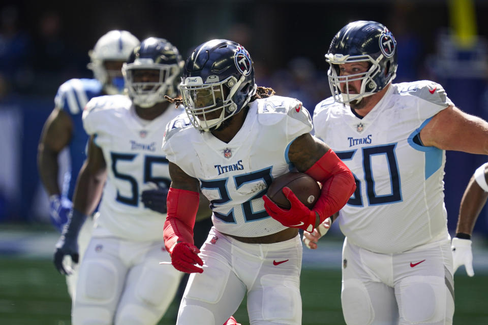 Tennessee Titans running back Derrick Henry runs Indianapolis Colts in the first half of an NFL football game in Indianapolis, Fla., Sunday, Oct. 2, 2022. (AP Photo/Darron Cummings)