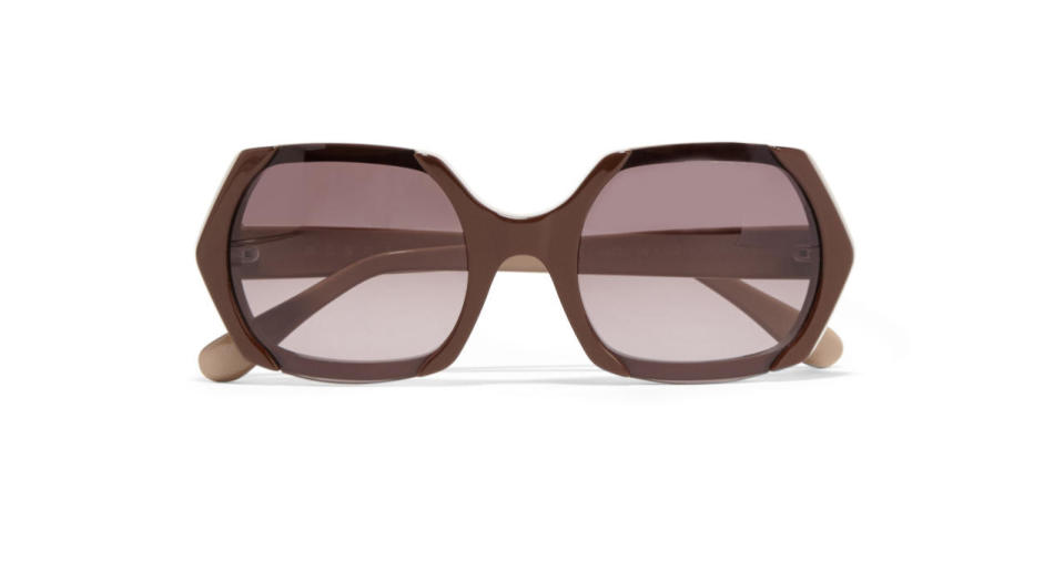 <p><a href="https://www.theoutnet.com/en-GB/product/Marni/Square-frame-acetate-sunglasses/703061" rel="nofollow noopener" target="_blank" data-ylk="slk:Buy them here.;elm:context_link;itc:0;sec:content-canvas" class="link ">Buy them here. </a></p>