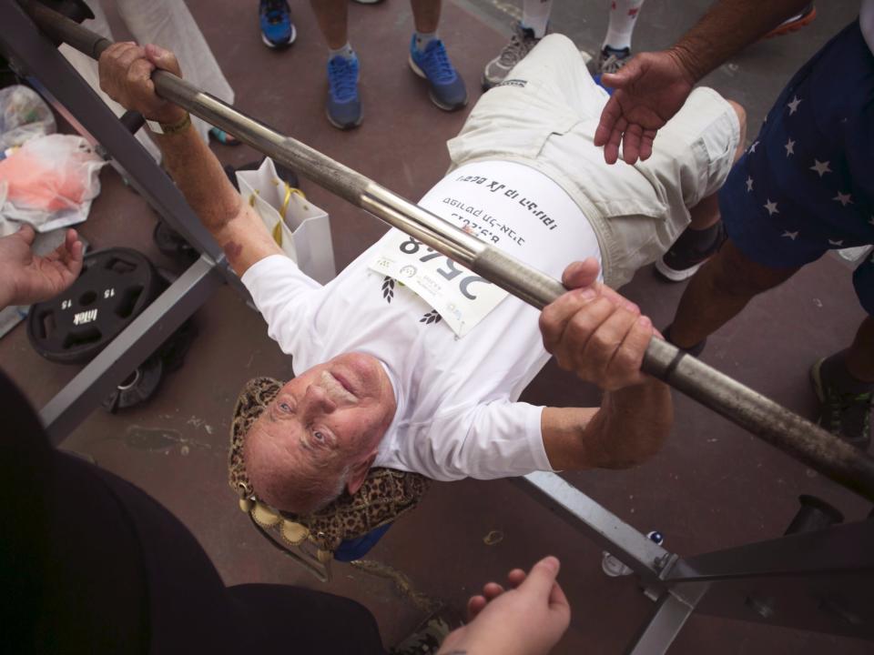 old elderly weightlifter workout