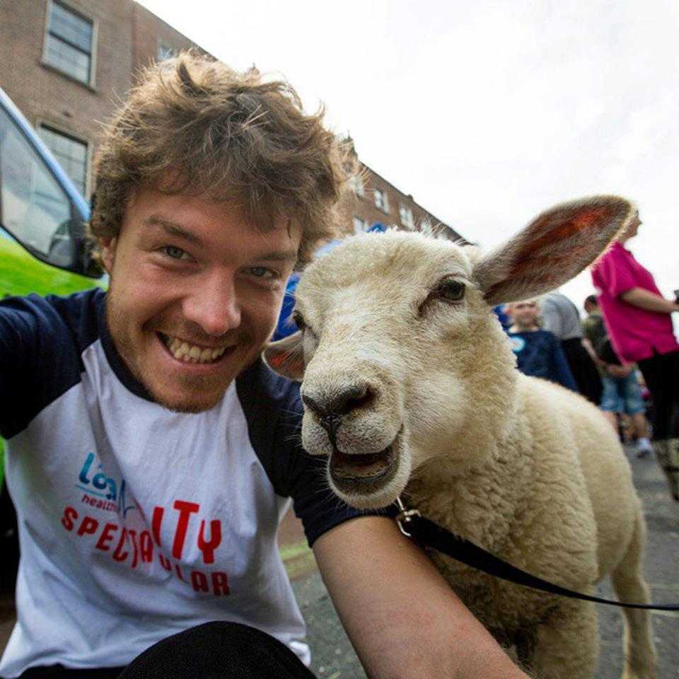 Spektakuläre Bilder: Die lustigsten Tier-Selfies von "Dr. Dolittle" Allan Dixon