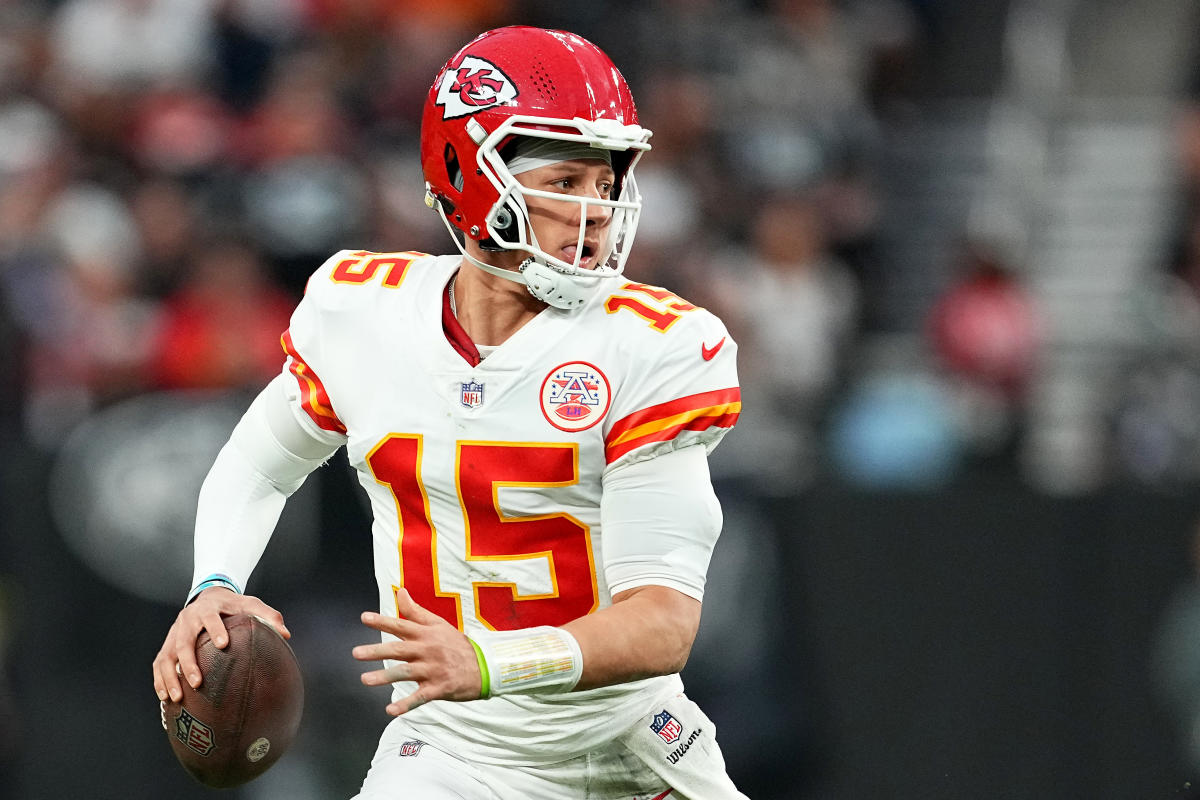 Chiefs looking to lock AFC's top seed vs. Raiders live on Local 10