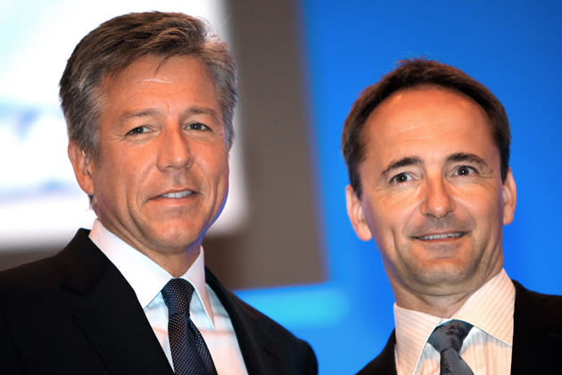 <b>Platz 2: Bill McDermott & Jim Hagemann Snabe, SAP</b><br><br>Das einzige Führungs-Duo im CEO-Ranking: Der Däne Jim Hagemann Snabe (r.) und der US-Amerikaner Bill McDermott, Vorstandssprecher des Softwareriesen SAP, müssen sich den zweiten Platz teilen. (Bild: AFP)