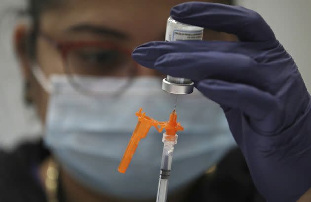 The omicron subvariant called BA.2.12.1 is believed to be more infectious than the dominant BA.2 strain. Vaccines may not prevent someone from getting infected but they should help ward off severe illness or death, health experts have said. (Photo: Chicago Tribune via Getty Images)