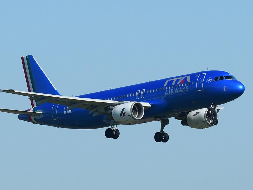 Airbus A320 ITA Airways flying to Fiumicino Leonardo da Vinci Airport, Fiumicino (Italy), February 10th, 2022.