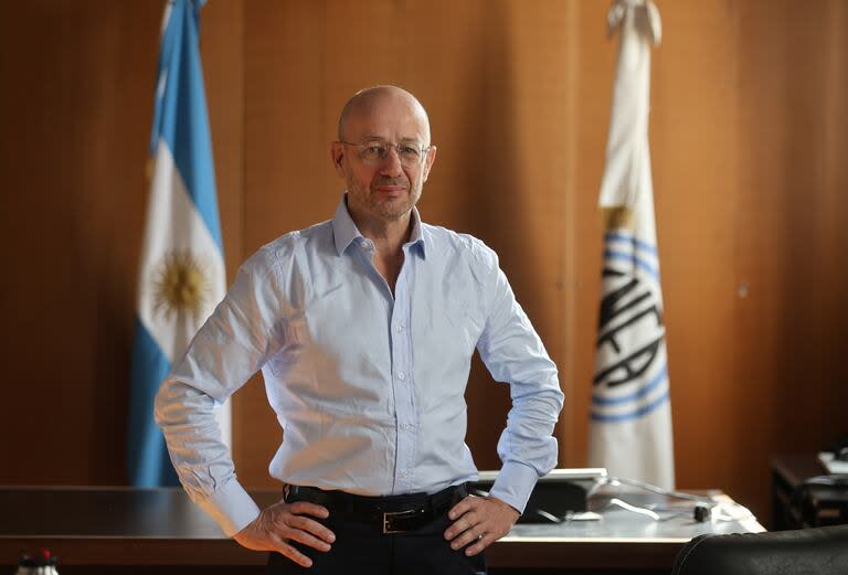 Germán Guido Lavalle, presidente de la Comisión Nacional de Energía Atómica