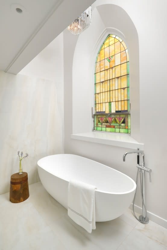 Minimalist bathroom, old-school charm