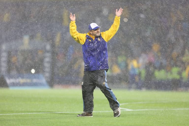 La Bombonera bajo el agua: el partido de Boca y Newell's pasó para este lunes a las 19.15