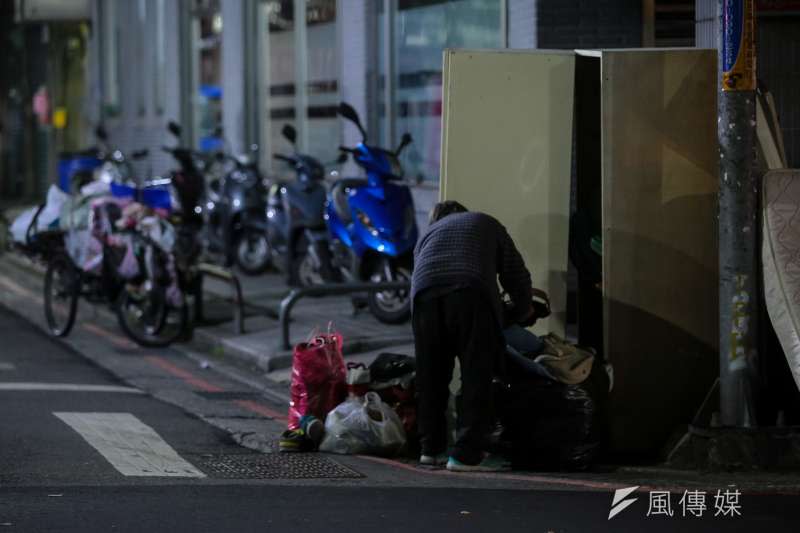 20171227-新北市街友遊民專題配圖，三重區街友遊民。（顏麟宇攝）