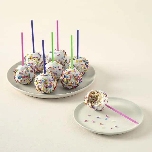 <p><a href="https://go.redirectingat.com?id=74968X1596630&url=https%3A%2F%2Fwww.uncommongoods.com%2Fproduct%2Fconfetti-cake-pop-kit&sref=https%3A%2F%2Fwww.countryliving.com%2Fshopping%2Fgifts%2Fg45534851%2Fbest-toys-gifts-for-6-year-olds%2F" rel="nofollow noopener" target="_blank" data-ylk="slk:Shop Now;elm:context_link;itc:0;sec:content-canvas" class="link ">Shop Now</a></p><p>Confetti Cake Pop Kit</p><p>uncommongoods.com</p><p>$38.00</p><span class="copyright">Uncommon Goods</span>