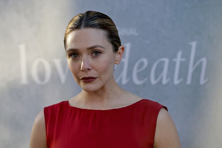 La actriz en la premiere en Los Angeles de Amor y muerte, miniserie basada en un escalofriente caso real