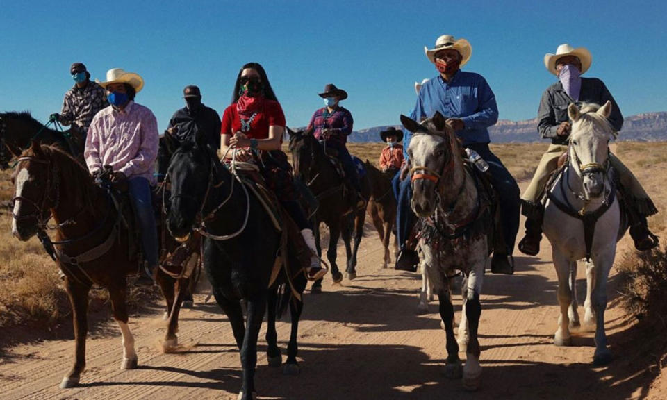 The first of three horseback rides to the polls, in Navajo Nation, took place on Oct. 20. (Photo: Allie Young/Instagram)