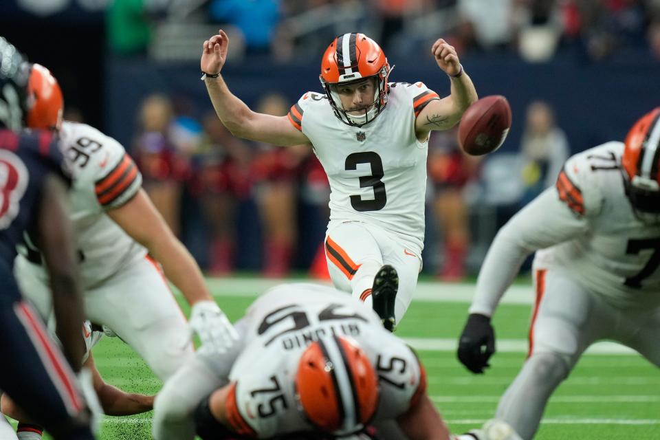 Cade York kicks a 42-yard field goal for the Browns during the second half against the Texans in Houston, Sunday, Dec. 4, 2022.