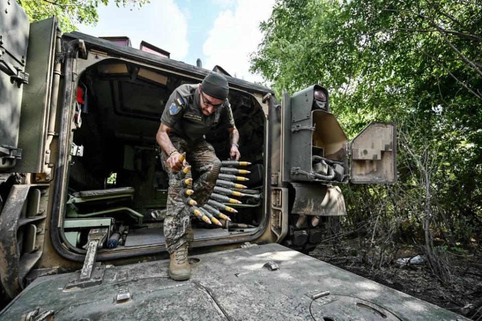 military personnel of 47th mechanized brigade