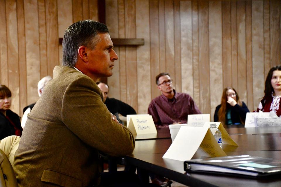 After a meeting with Ukranian refugee families in Farmington on Thursday, Jan. 4, U.S. Sen. Martin Heinrich reiterated his support for continued U.S. military aid to their country in its war against Russia.