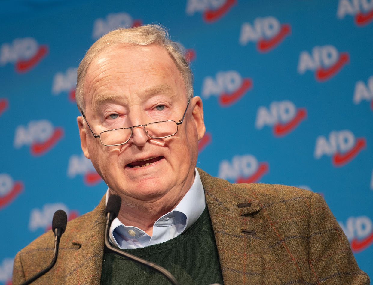 Die Alternative für Deutschland unter dem Fraktionsvorsitzenden Alexander Gauland steht fortan unter Beobachtung. (Bild: dpa)