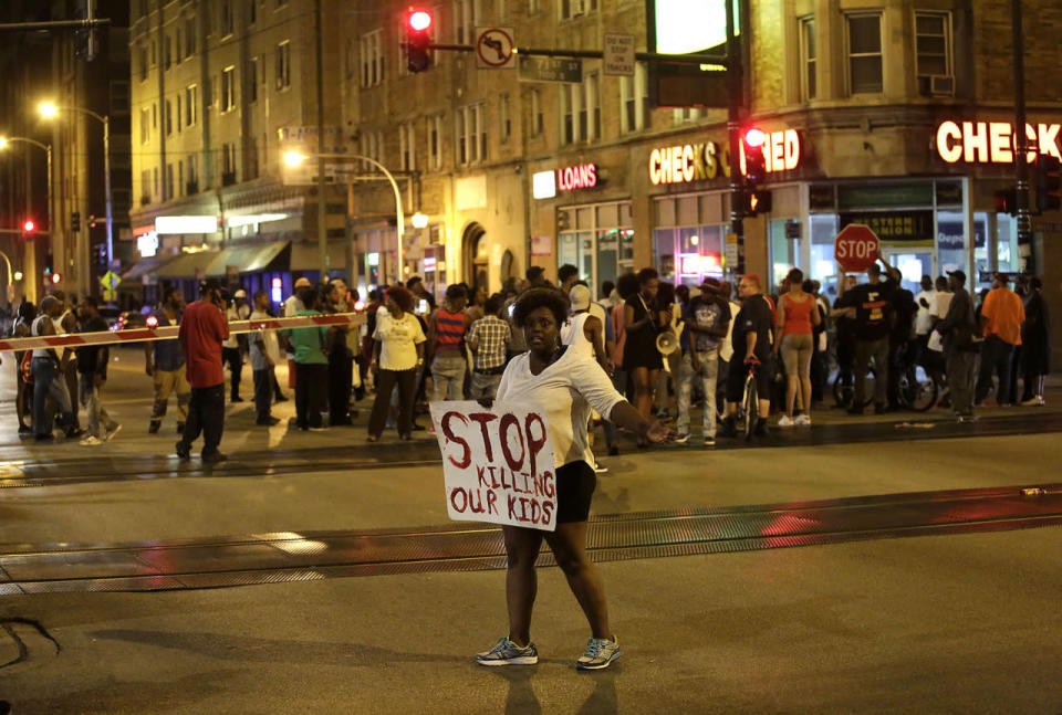 Protesters demonstrate against recent police shooting in Chicago