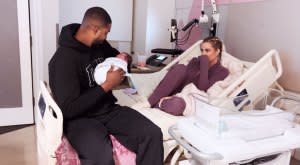 Khloe Kardashian Shares the 1st Photo of Her Tristan Thompson Newborn Son 02