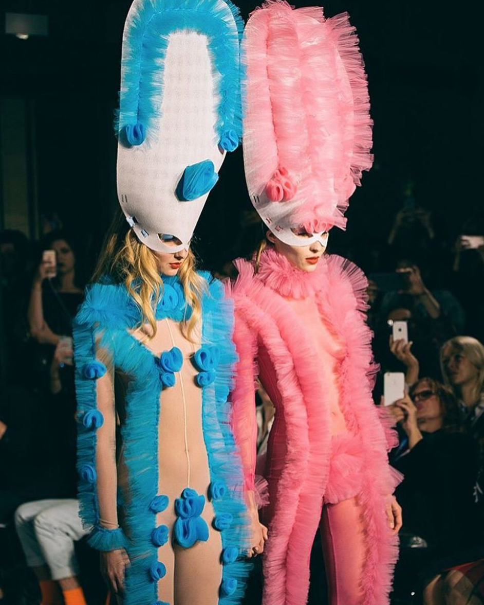 <p>Now, this is some serious headgear – points for co-ordination though.<br><em>[Photo: Pam Hogg Fashion/ Instagram]</em> </p>